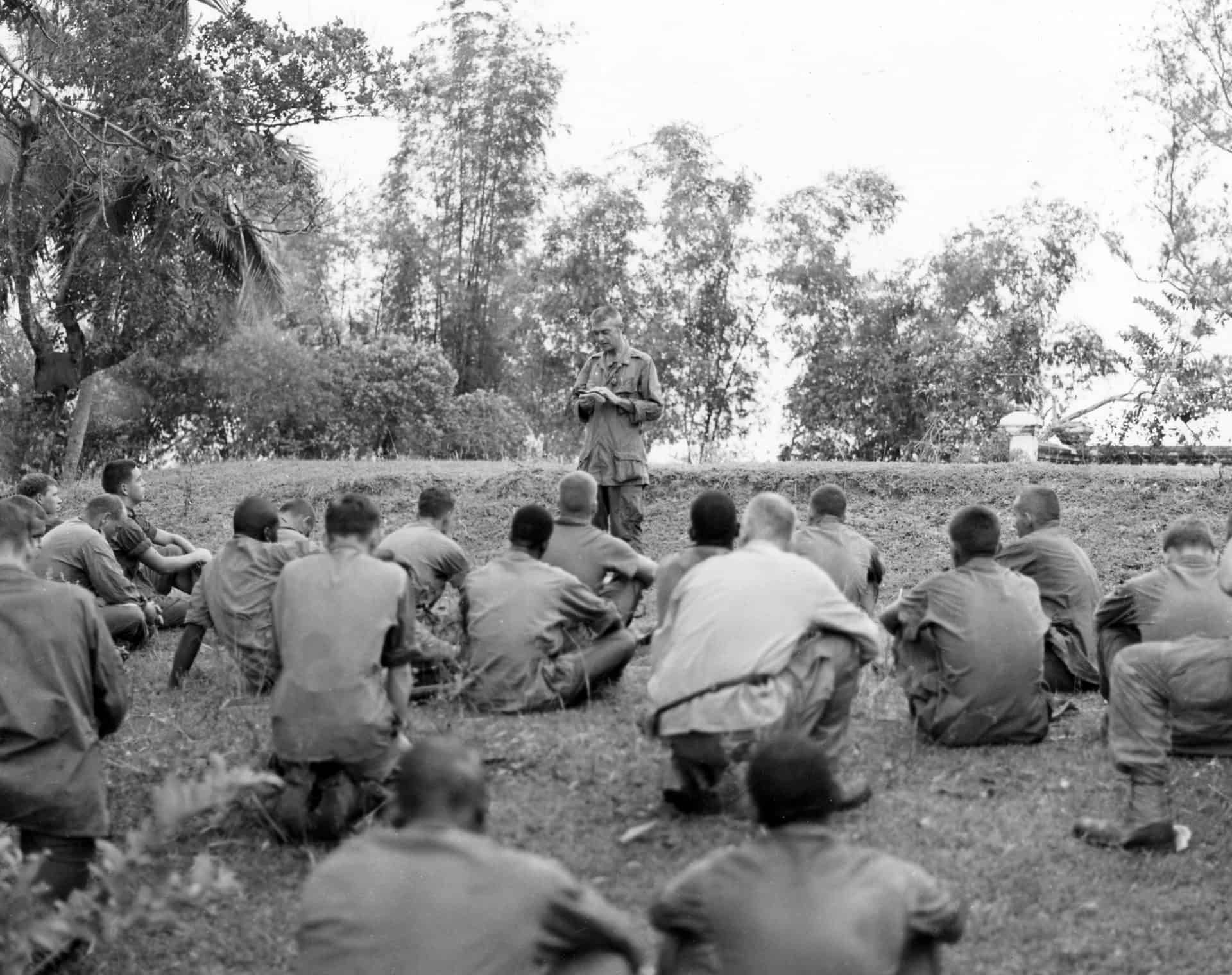 mk-fr-vincent-capodanno-saying-mass-marines-lores